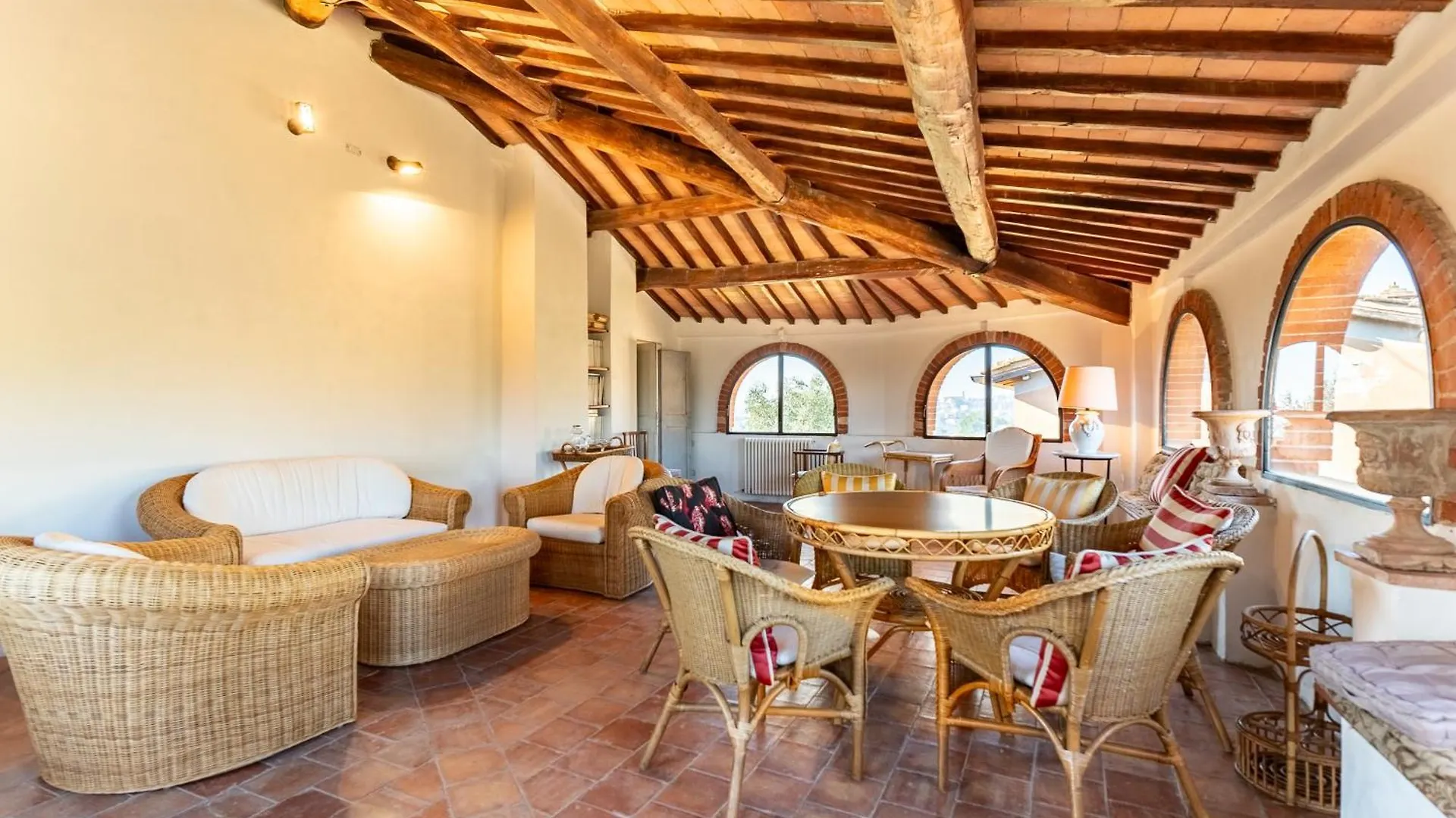 Villa Vignano - Exotic Villa Among Olive Trees Siena