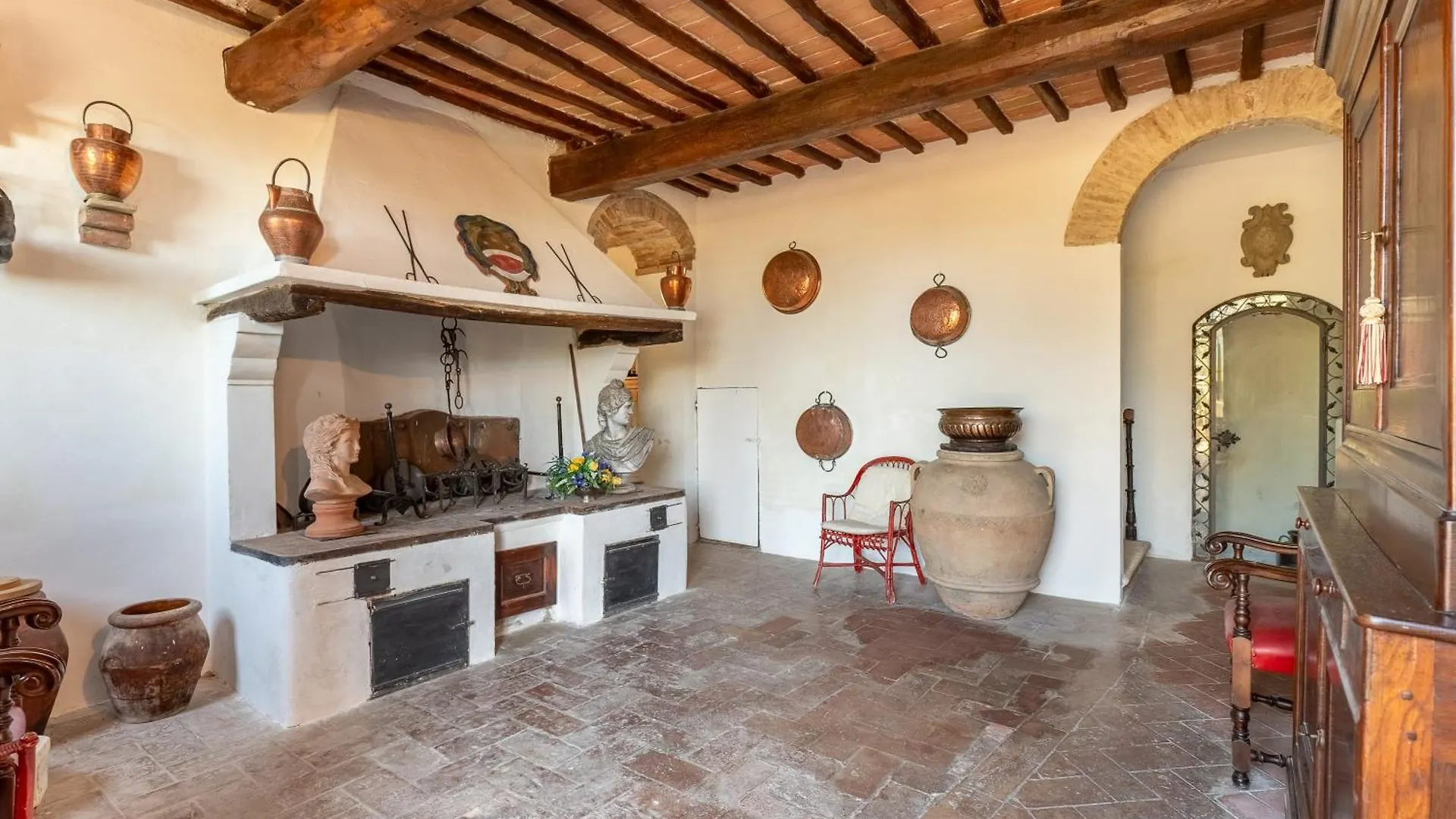 Villa Vignano - Exotic Villa Among Olive Trees Siena