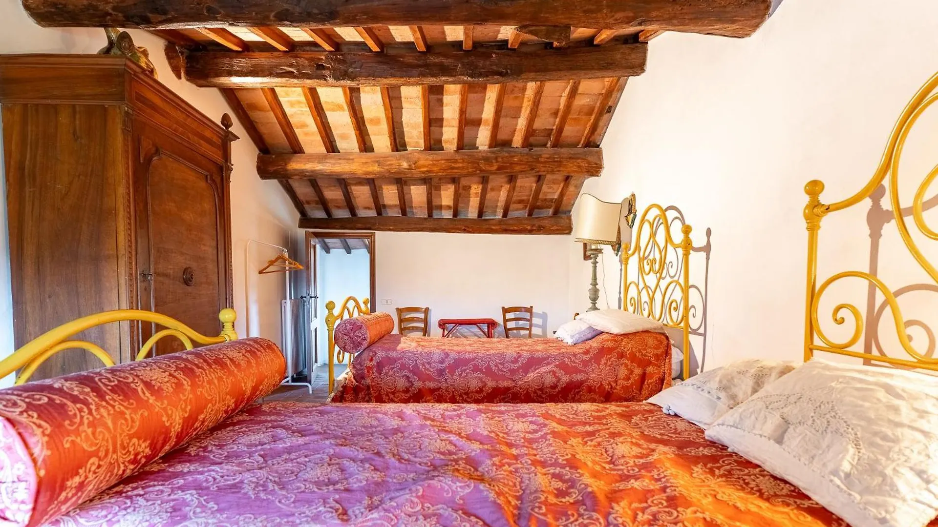 Villa Vignano - Exotic Villa Among Olive Trees Siena