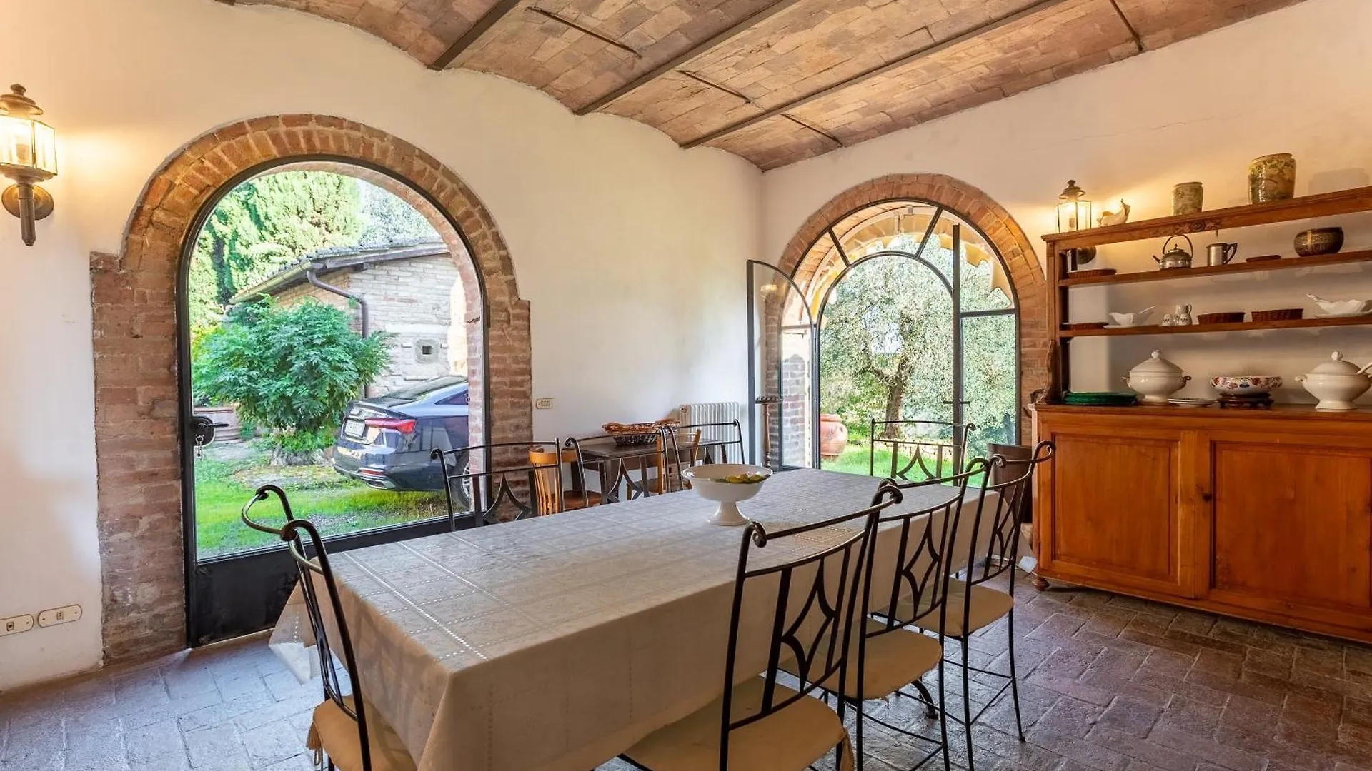 Villa Vignano - Exotic Villa Among Olive Trees Siena